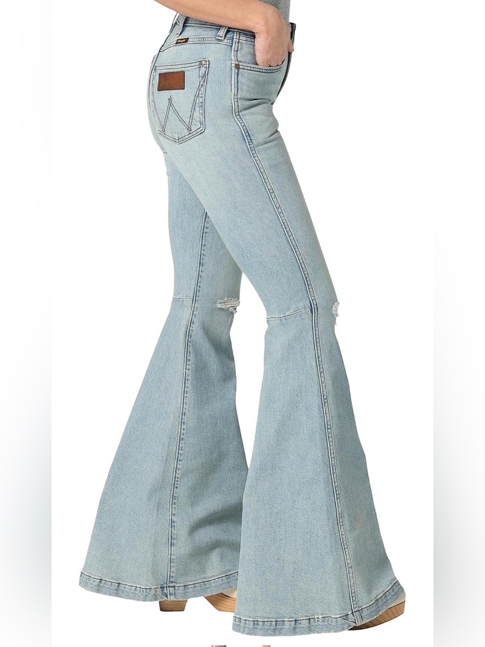 Wrangler High Rise Flare - Size 32x34 - Picture 1 of 6